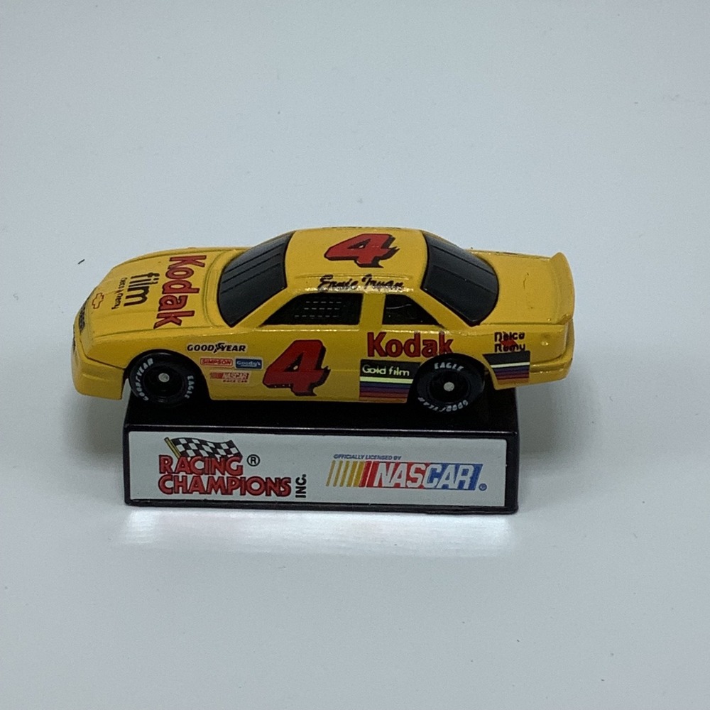 NASCAR Ernie Irvan #4 Kodak Film‎ 1991 1/24 Racing Champions - LOOSE